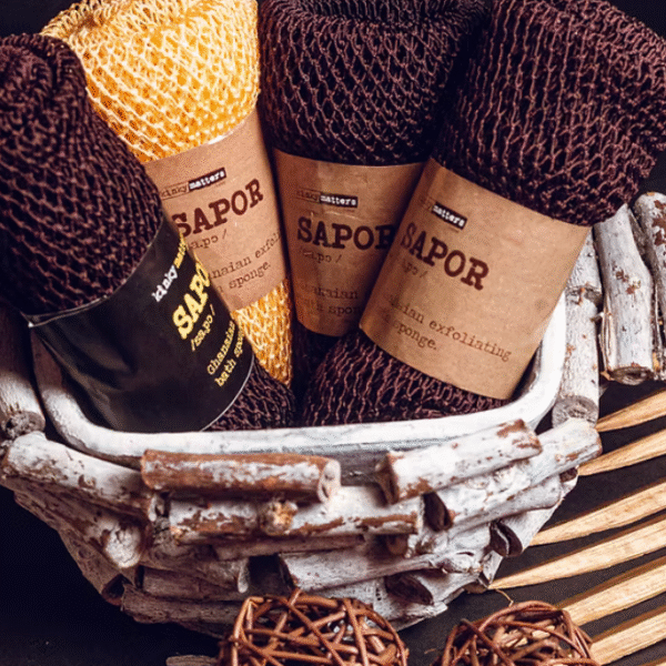 Sapor ( exfoliating bath scrub)